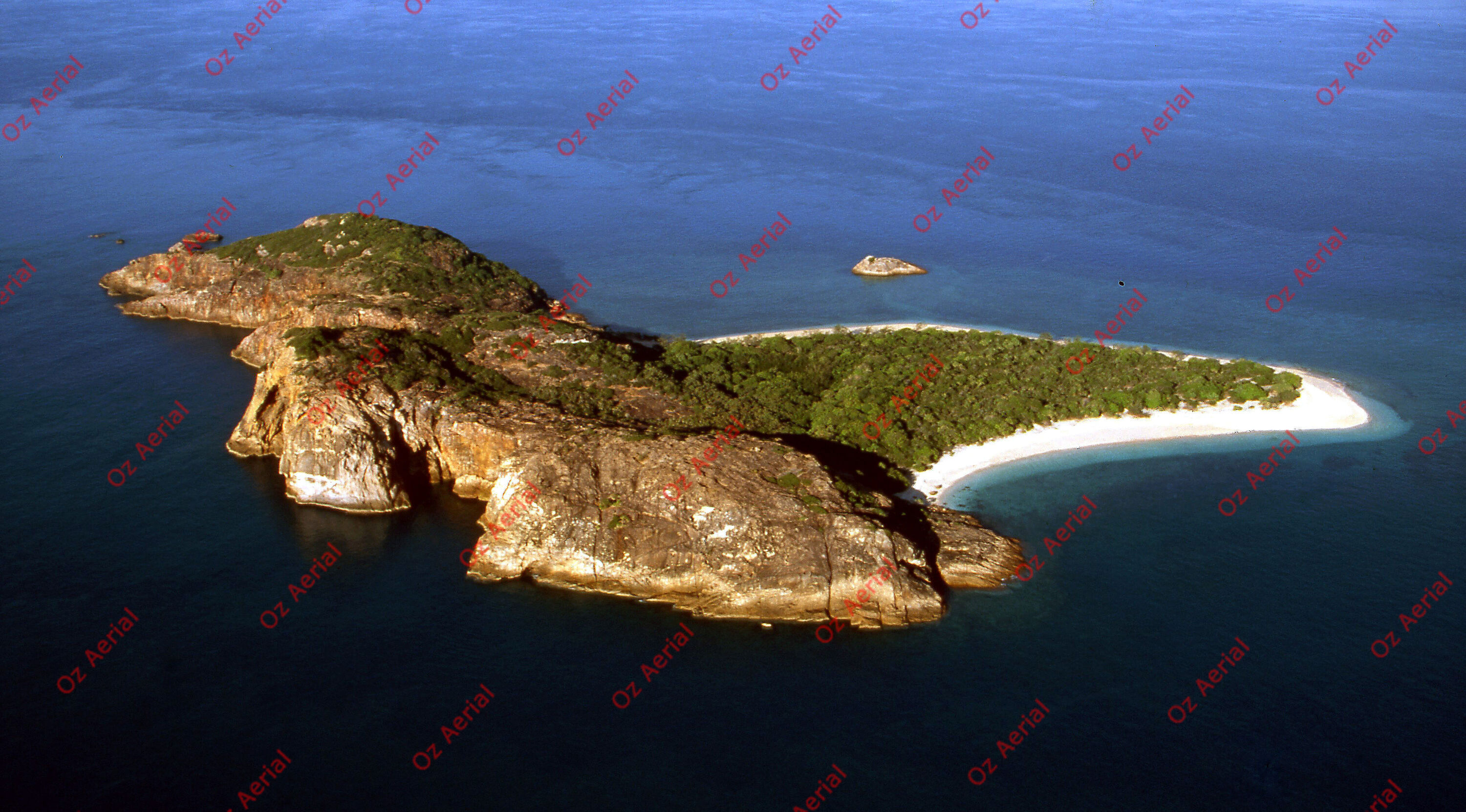 Islands in the Sun&nbsp;&nbsp;–&nbsp;&nbsp;6095df17f3cb1_g53.jpg