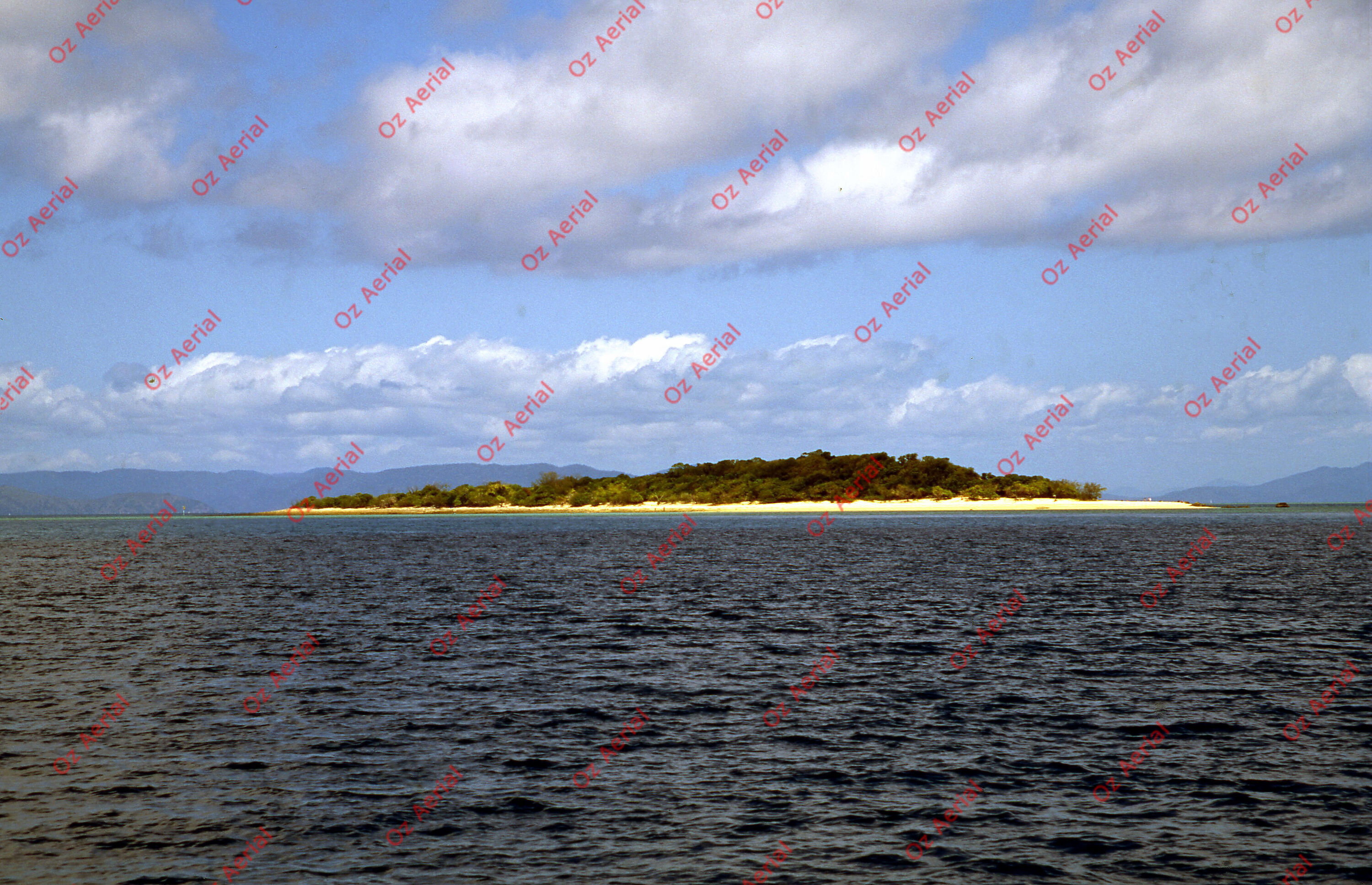 Airlie Beach&nbsp;&nbsp;–&nbsp;&nbsp;6094b73449004_a45.jpg