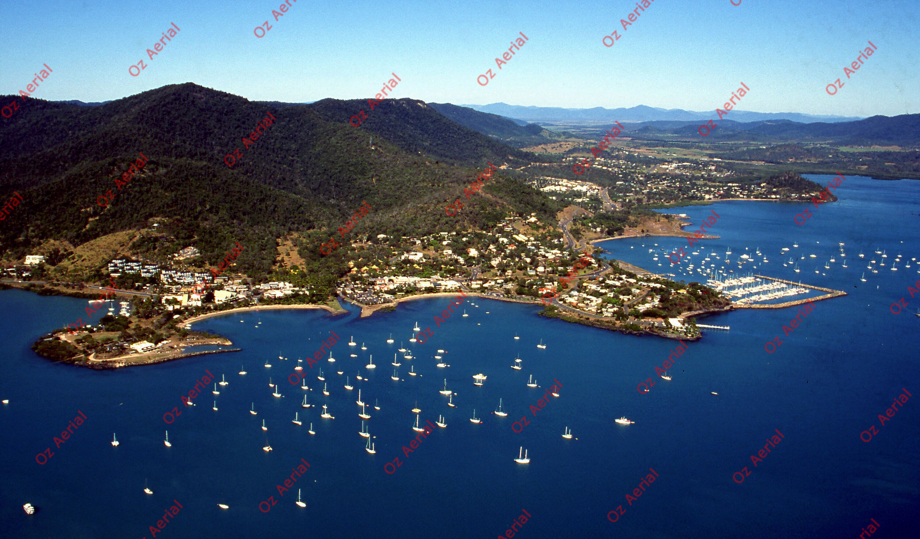 Airlie Beach&nbsp;&nbsp;–&nbsp;&nbsp;6094b7079495c_a06.jpg