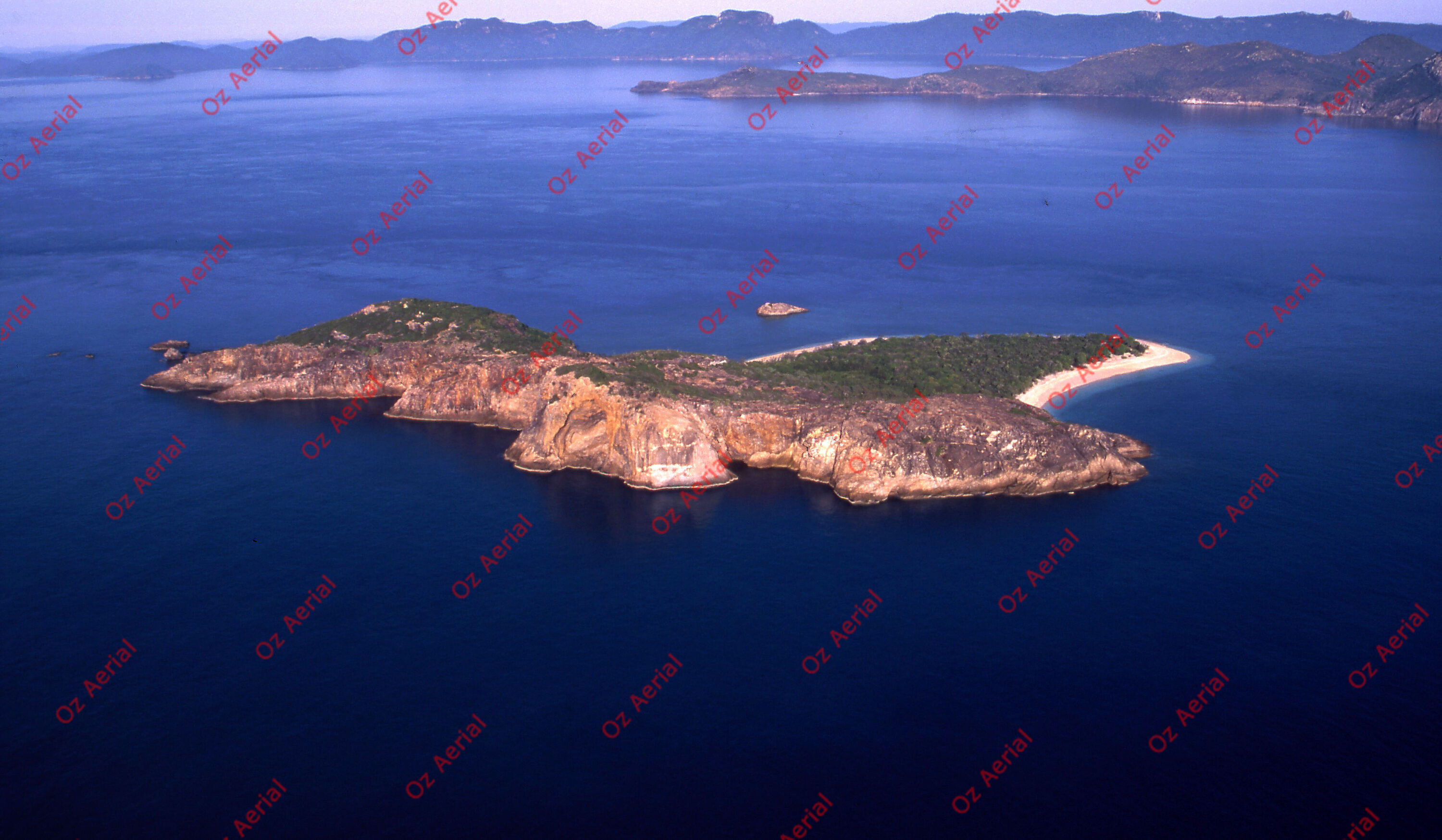 Islands in the Sun&nbsp;&nbsp;–&nbsp;&nbsp;6095df2e90791_g76.jpg