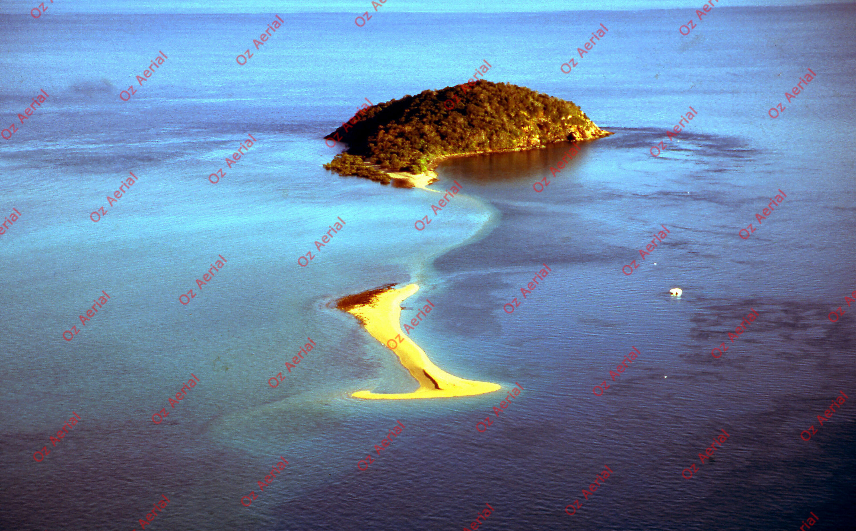 Islands in the Sun&nbsp;&nbsp;–&nbsp;&nbsp;6095df1b50daf_g54.jpg